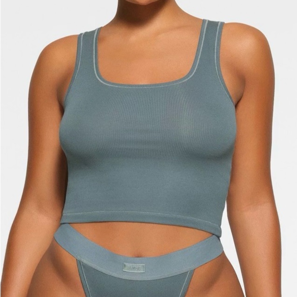 Skims Cotton Rib Tank - Picture 2 of 7